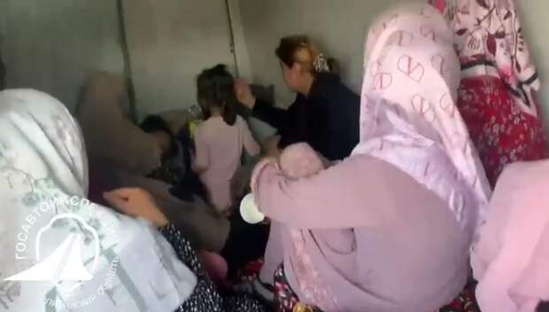 На трассе в сторону Челябинска задержали фургон, набитый гражданами Киргизии