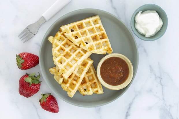 Сырные вафли. \ Фото: yummytoddlerfood.com. Сырные вафли. \ Фото: yummytoddlerfood.com.