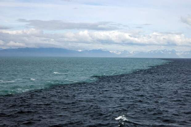Точка пересечения Атлантического и Тихого океанов. Потрясающее зрелище!
