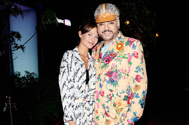 В парке Горького прошел ужин в честь открытия "Плюс Дачи". Среди гостей — Алеся Кафельникова, Светлана Бондарчук, Александр Терехов, Екатерина Варнава