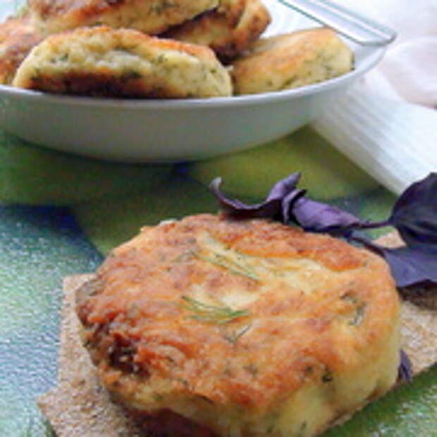 Сочные рыбные котлеты с йогуртом и геркулесом.