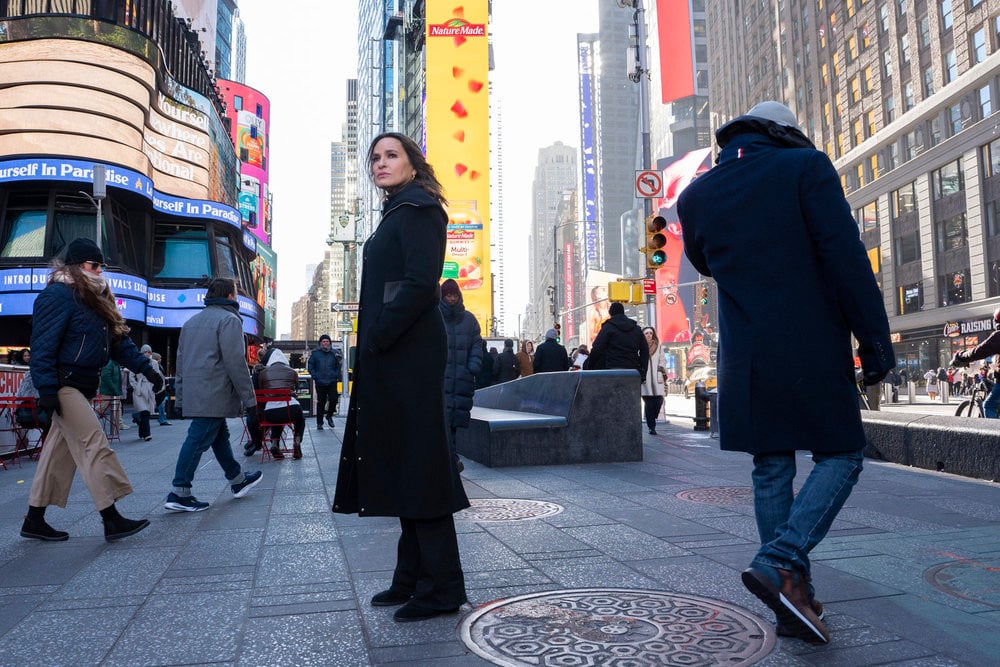 Benson standing in Times Square on Law & Order SVU Season 26 Episode 14