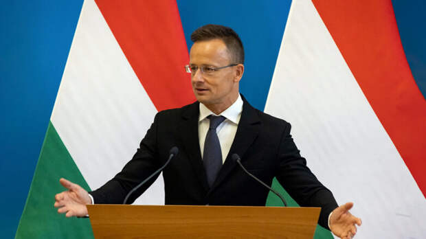 Глава МИД Венгрии заявил о провале украинской стратегии Европы и США