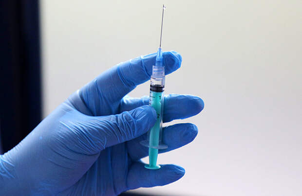 Вакцина против меланомы успешно прошла два этапа испытаний