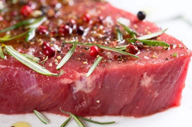 Диетолог перечислила запрещенные для сердечников продукты