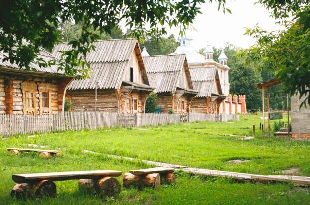 Русская деревня