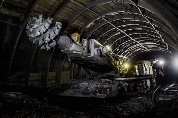 В Донбассе раскрыли схему мошенничества на предприятиях олигарха Рината Ахметова