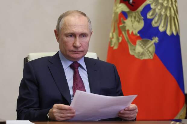 Путин призвал ГД принять закон об индексации пенсий работающим пенсионерам