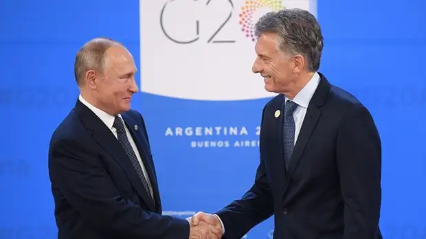 Путин и Макри обсудили расчёты в национальных валютах