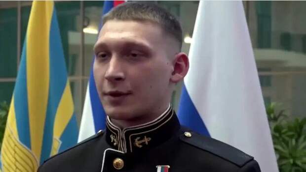 Путин присвоил звание Героя России 19-летнему бойцу с Камчатки Крашенинникову