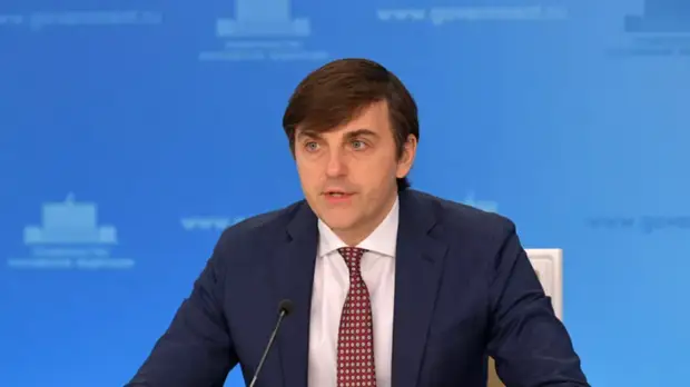 Глава Минпросвещения: на школьников обрушился шквал дезинформации о России