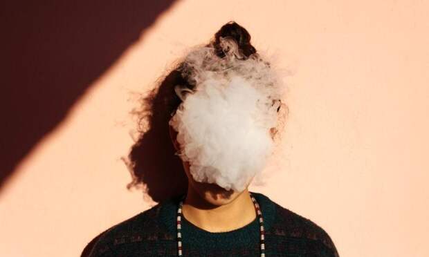 В России растет число вейперов с «попкорновой болезнью»: что это за инфекция и как ее диагностировать
