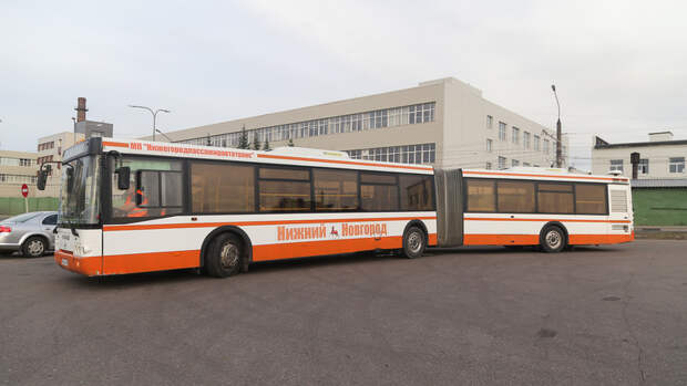 НПАТ рассчитывает получить 10 автобусов на время ремонта 25 «гармошек»