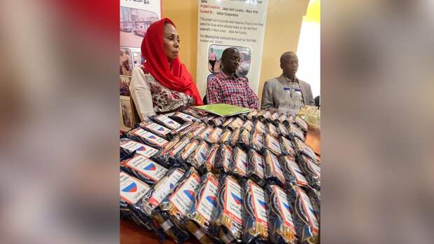Бизнесмен Пригожин направил 28 тонн сладостей в детские больницы и приюты Судана
