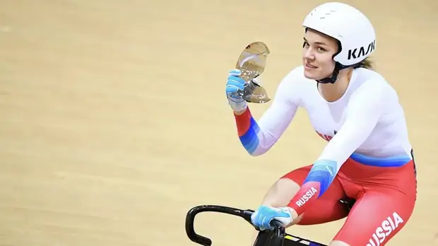 Войнова выиграла спринт на этапе КМ по велотреку