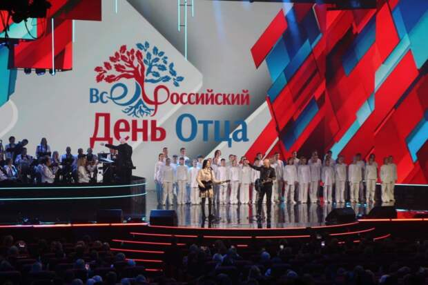 Ученица центра «Шпаргалка» вошла в число солистов Всероссийского проекта «Хор Первых»