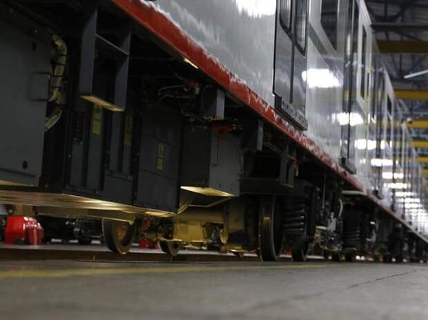 Незрячие школьники Петербурга изучили инфраструктуру станции метро «Зенит»