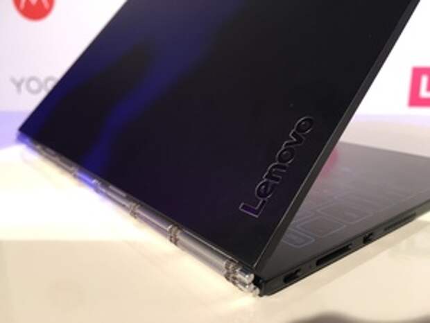 Lenovo Yoga Book раскрыт