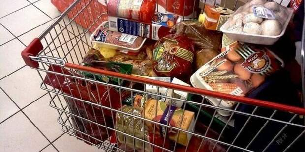 Цена прежняя, а товара меньше: какой новый обман появился в российских супермаркетах