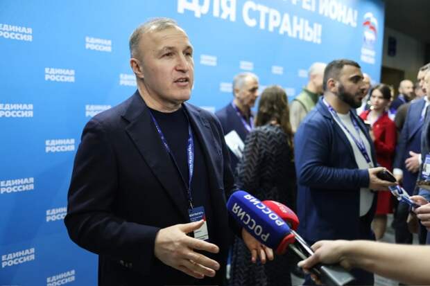 Глава Адыгеи принимает участие в окружном отчётном форуме "Единой России"