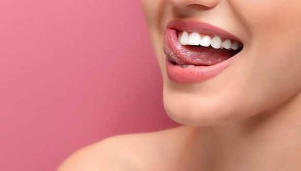 Читай по зубам! 5 признаков болезней, которые можно обнаружить во рту