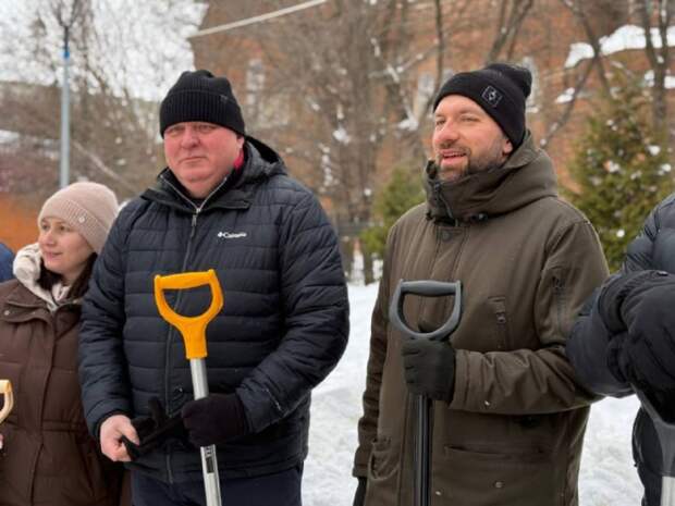 В Туле за сутки вывезли более 8,5 тыс. кубометров снега, власти поддержали субботник