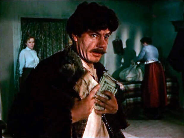 Леонид Пархоменко, кадр из фильма «Хождение по мукам». / Фото: www.marmazov.ru