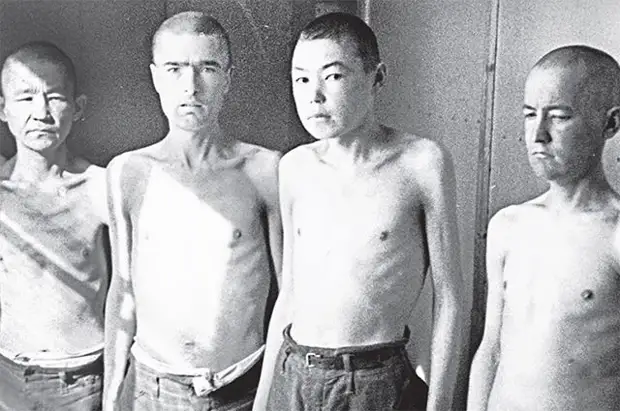 Советские военнопленные в финском лагере Наараярви. Большинство погибли от голода в зиму 1941–1942 гг.