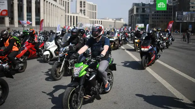 Маршруты транспорта изменятся в центре и на севере Москвы из-за мотопарада