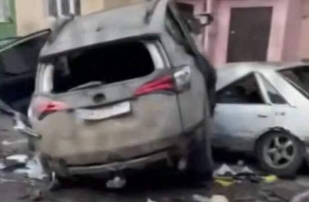 Одесса! Взрыв! Машину ВСУшника вывернуло наружу