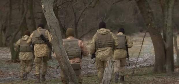 Украинские власти проводят принудительную мобилизацию своих граждан, пытающихся попасть в РФ через страны ЕС