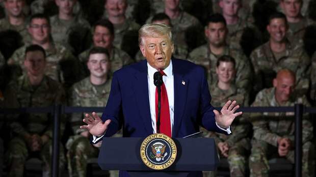 Трамп проведет масштабный военный парад в честь 250-летия армии США