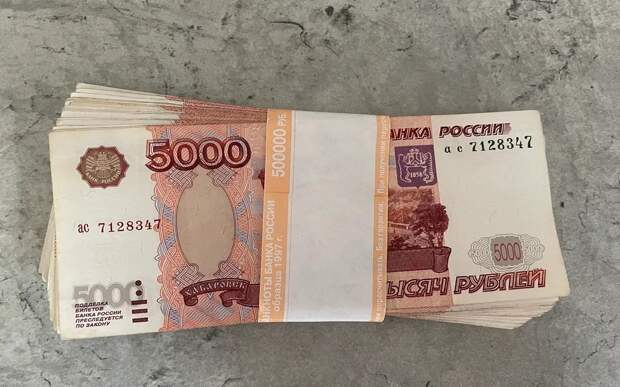 Рязанец вернул 309 000 рублей после ареста его Lada Largus