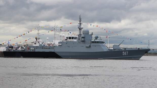 Командующий ЮВО: Черноморский флот надежно защищает Россию в условиях внешнего давления
