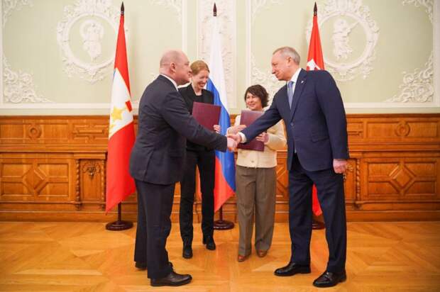 Михайловский театр подписал соглашение о сотрудничестве с Севастопольской оперой