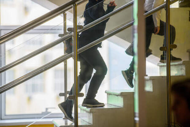 На Кубани ребёнок принёс в школу сигнальную ракету, а его одноклассник выстрелил из неё