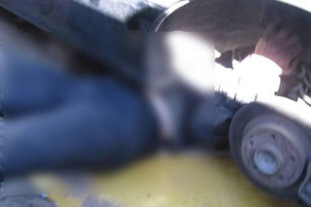 В Липецке мужчину придавило машиной в автомастерской