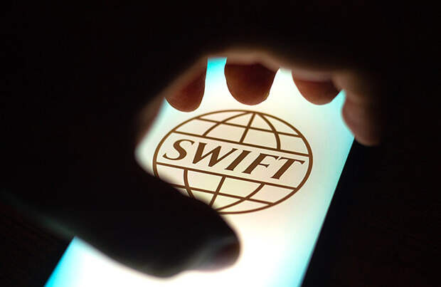 ЕС намерен отключить еще четыре российских банка от SWIFT