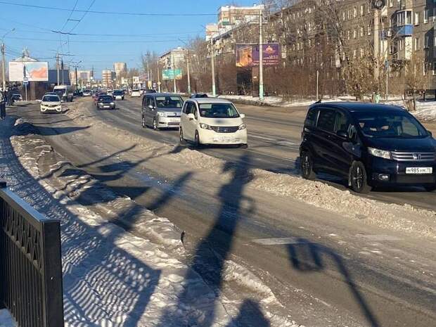 Дороги Читы покрылись сугробами