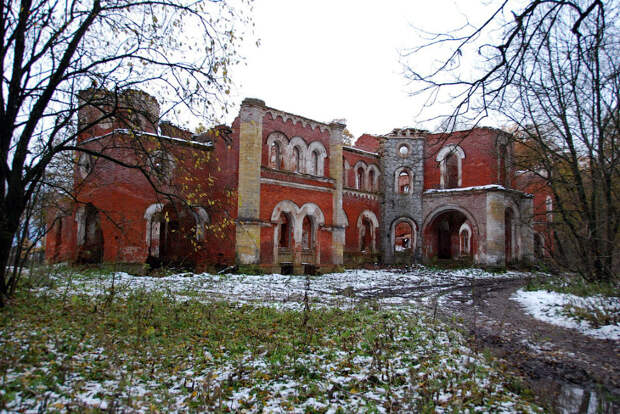 Самые красивые «заброшки» России