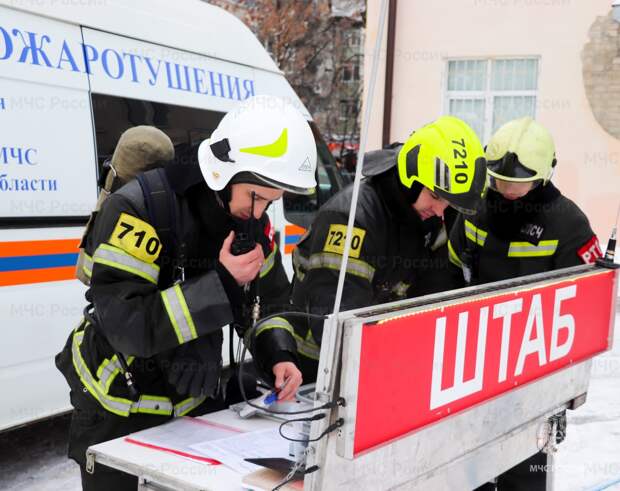 Сотрудники МЧС провели провели учения в тверской детской горбольнице №1