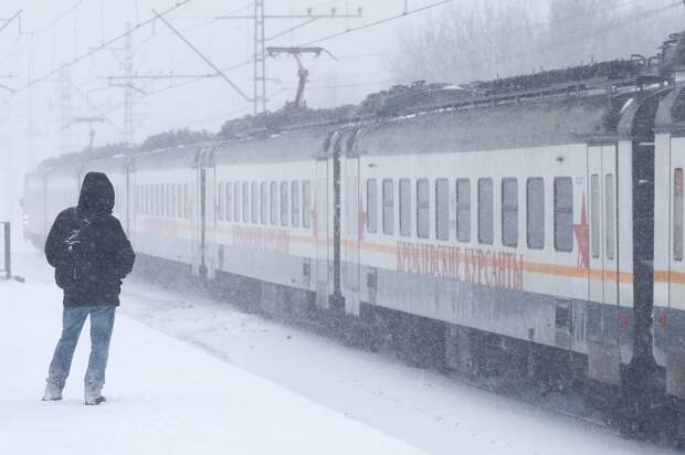 Снегопад-аномалия в Москве: циклон «Валли» парализует город и приближается пик непогоды