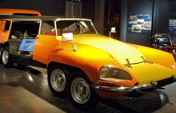 Необычный Citroen DS PLR для скоростных испытаний покрышек Michelin 