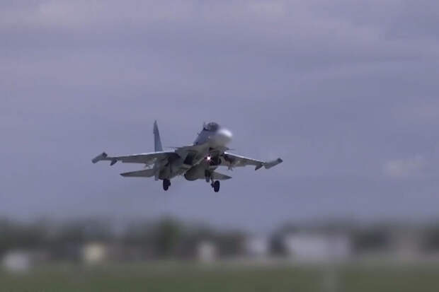 Минобороны: истребитель Су-30СМ потерпел крушение в Карагандинской области