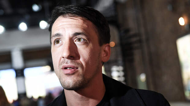 Актер Артур Смольянинов* объявлен в международный розыск по делу о фейках об армии