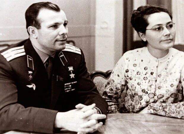 Вдову первого космонавта Юрия Гагарина экстренно госпитализировали в Москве