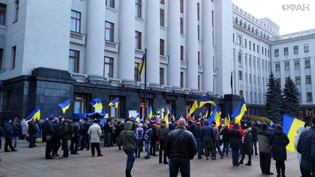 Философ-майданщик Дацюк предрек Украине неизбежное «уничтожение» Философ-майданщик Дацюк предрек Украине неизбежное уничтожение