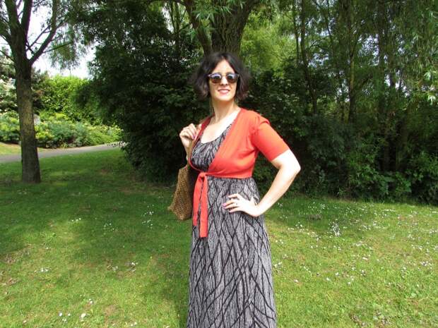 How to style a maxi dress How to style a maxi dress