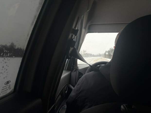 В Петербурге только за утро насчитали почти 20 аварий из-за лже-весны