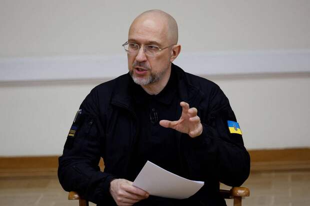 Рада отправила в отставку министра обороны Украины